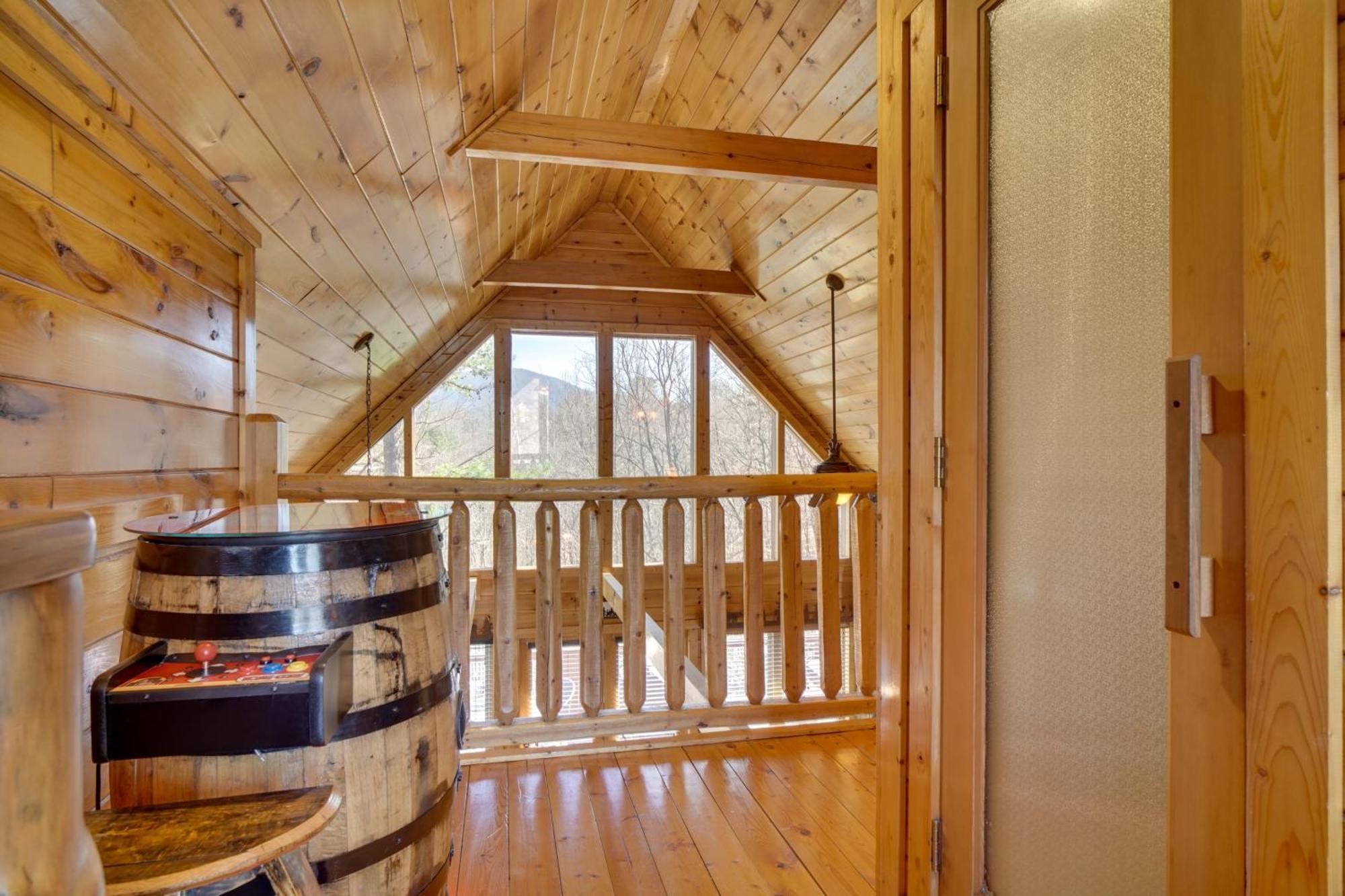 Hatcher Mtn Retreat Sevierville Cabin With Hot Tub! Exterior foto